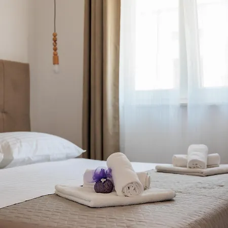 Mare's Apartment Primosten