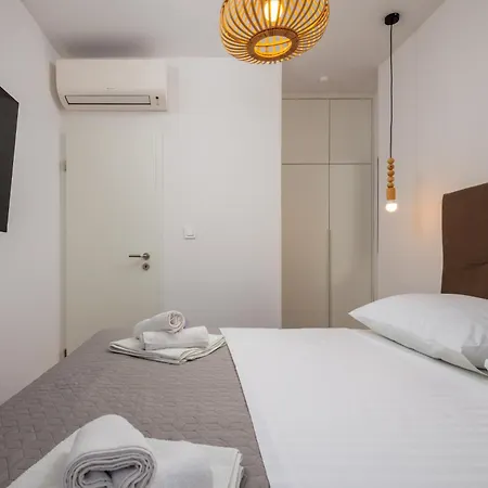 Apartment Mare's *