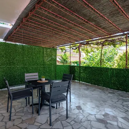 Apartment Mare's Primosten