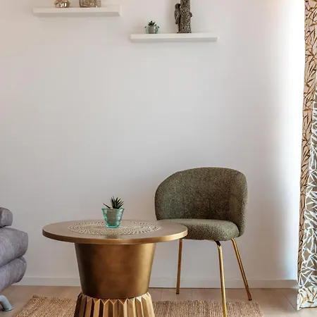 Mare's Apartment