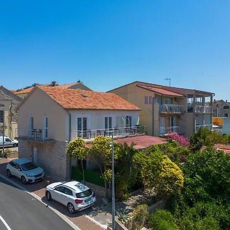 Apartment Mare's Primosten
