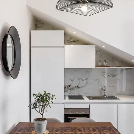 Apartment Mare's