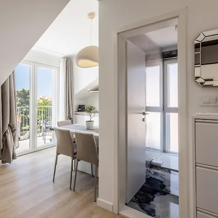 Apartment Mare's